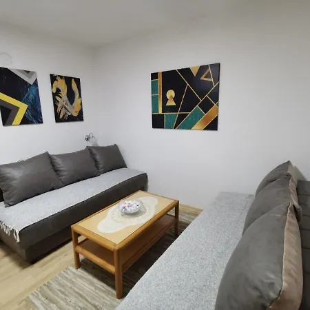 Apartment Midori Zlatar *